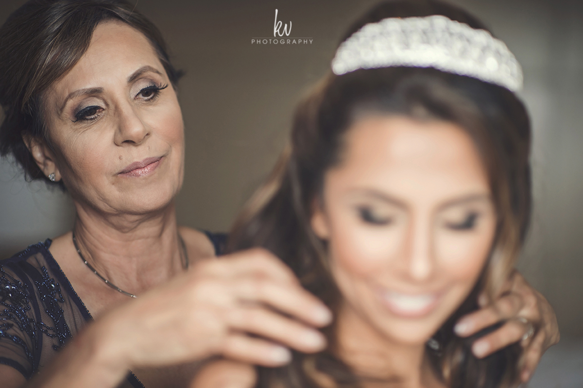 Bride getting ready at the Four Seasons Orlando
